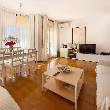 Appartamento Clarimar By Hello Homes *